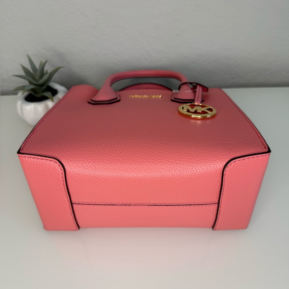 MICHAEL KORS Medium Mercer Messenger Bag in Tea Rose with Dust Bag!! NWT - Picture 6 of 10